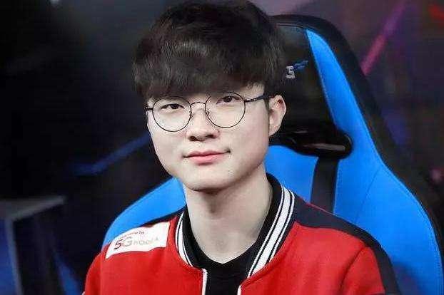 交媒体晒出